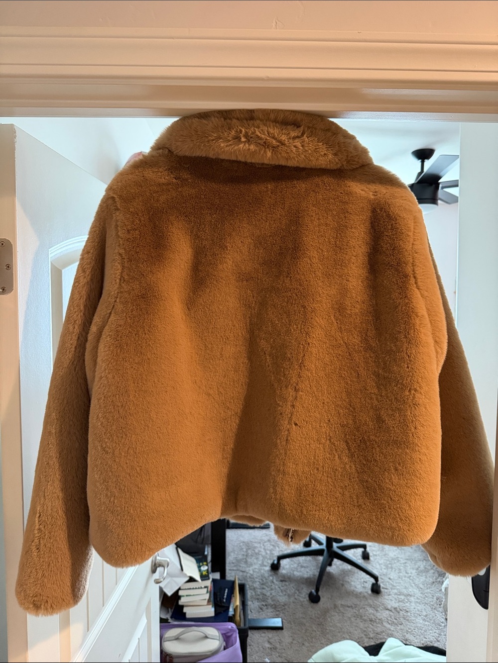 Old Navy Plush Teddy Jacket in Camel Brown - Picture 3 of 3